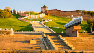 Нижний Новгород-набережная лестница летом