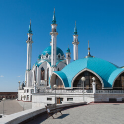 Мечеть-Кул-Шариф летом