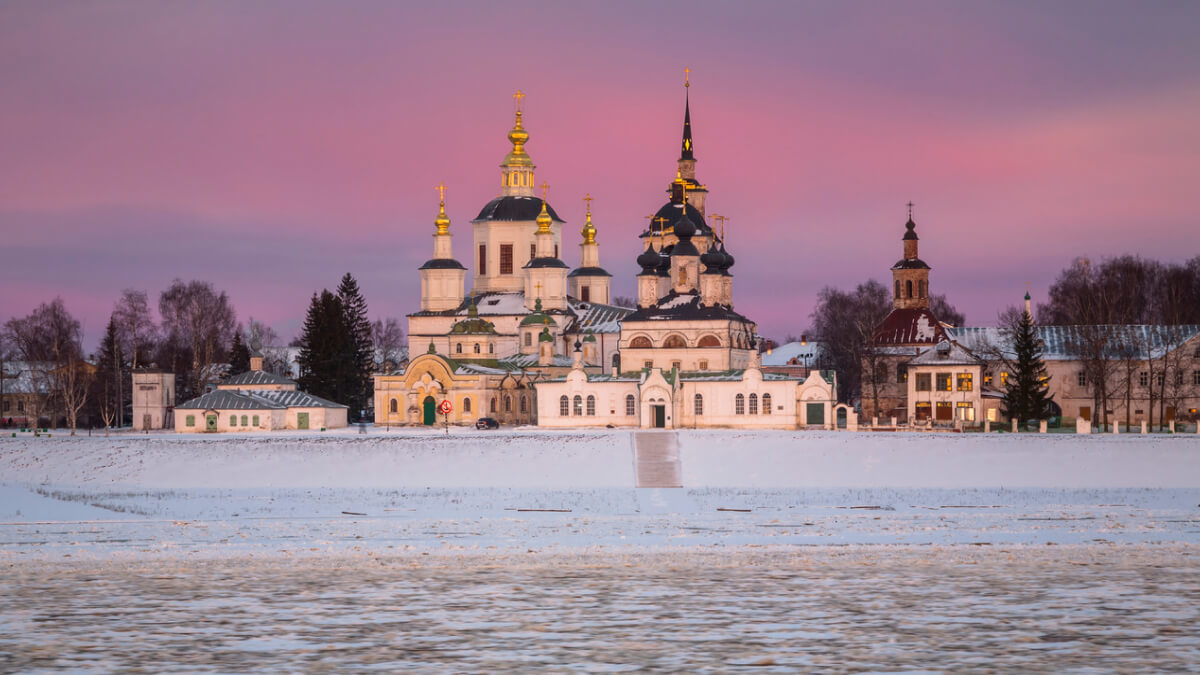 

На новогодние каникулы к Деду Морозу (отель+поезд, плацкарт)