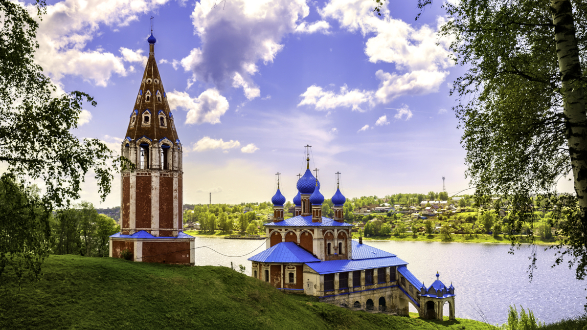 

На Волжских берегах