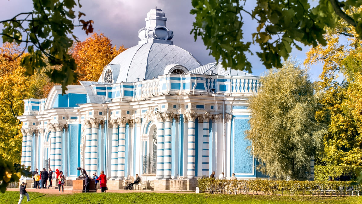 

Многоликий Петербург на 4 дня (весна-осень, отель 4*)