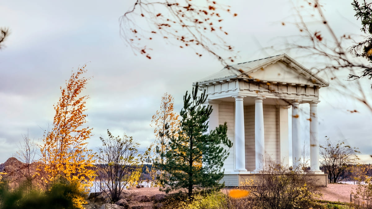 

Истории и тайны Выборгских усадеб