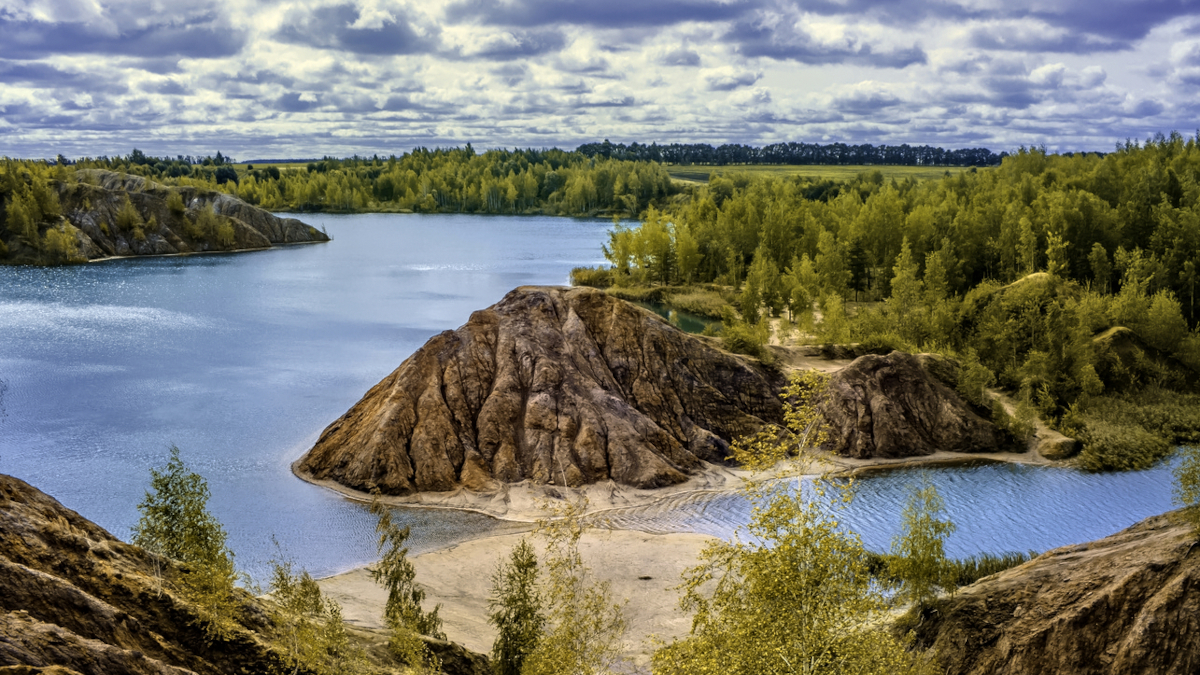 

Край бирюзовой воды
