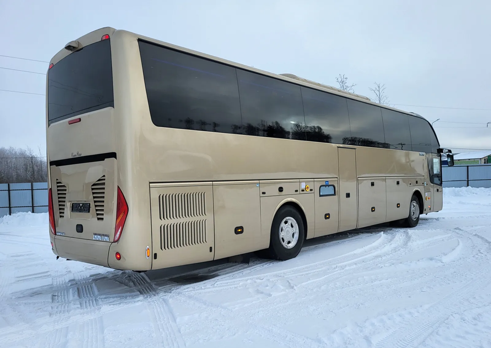Картинка экстерьера автобуса