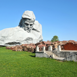 Брест-памятник солдатам