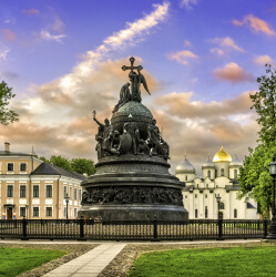 Памятник-тысячелетия-России 