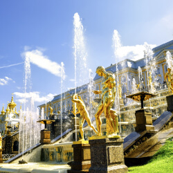 Петергоф-каскад фонтанов