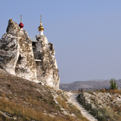 Дивногорье – храм-пещера