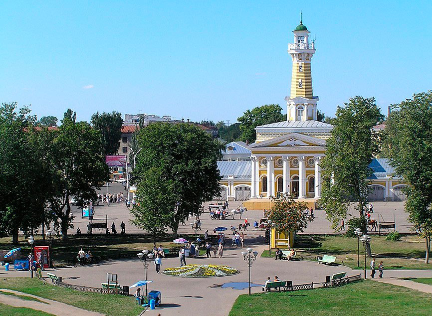 Пл кострома. Сусанинская площадь в Костроме. Сусанинская площадь в Костроме сковородка. Центральная площадь Костромы сковородка. Кострома достопримечательности Сусанинская площадь.